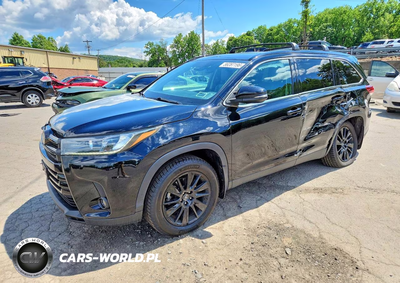 2019 Toyota Highlander Se – zdjęcie 1 z 13
