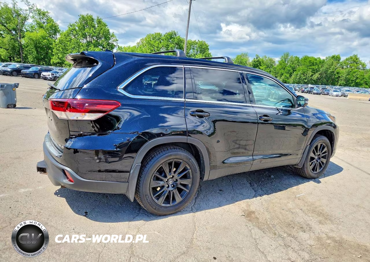 2019 Toyota Highlander Se VIN:5TDJZRFH0KS947700 - 3