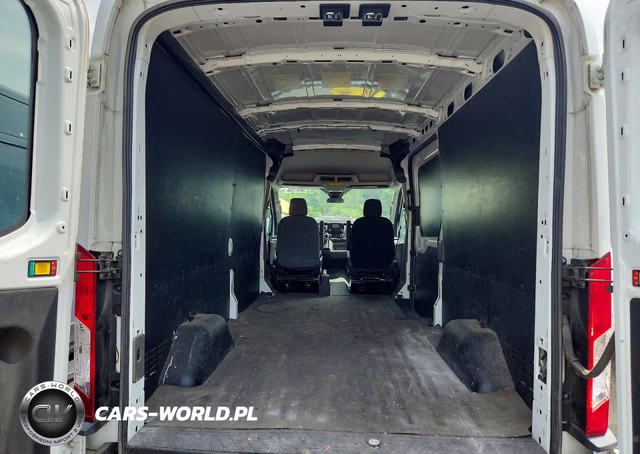 2020 Ford Transit T-250 VIN:1FTBR1C84LKA10738 - 10