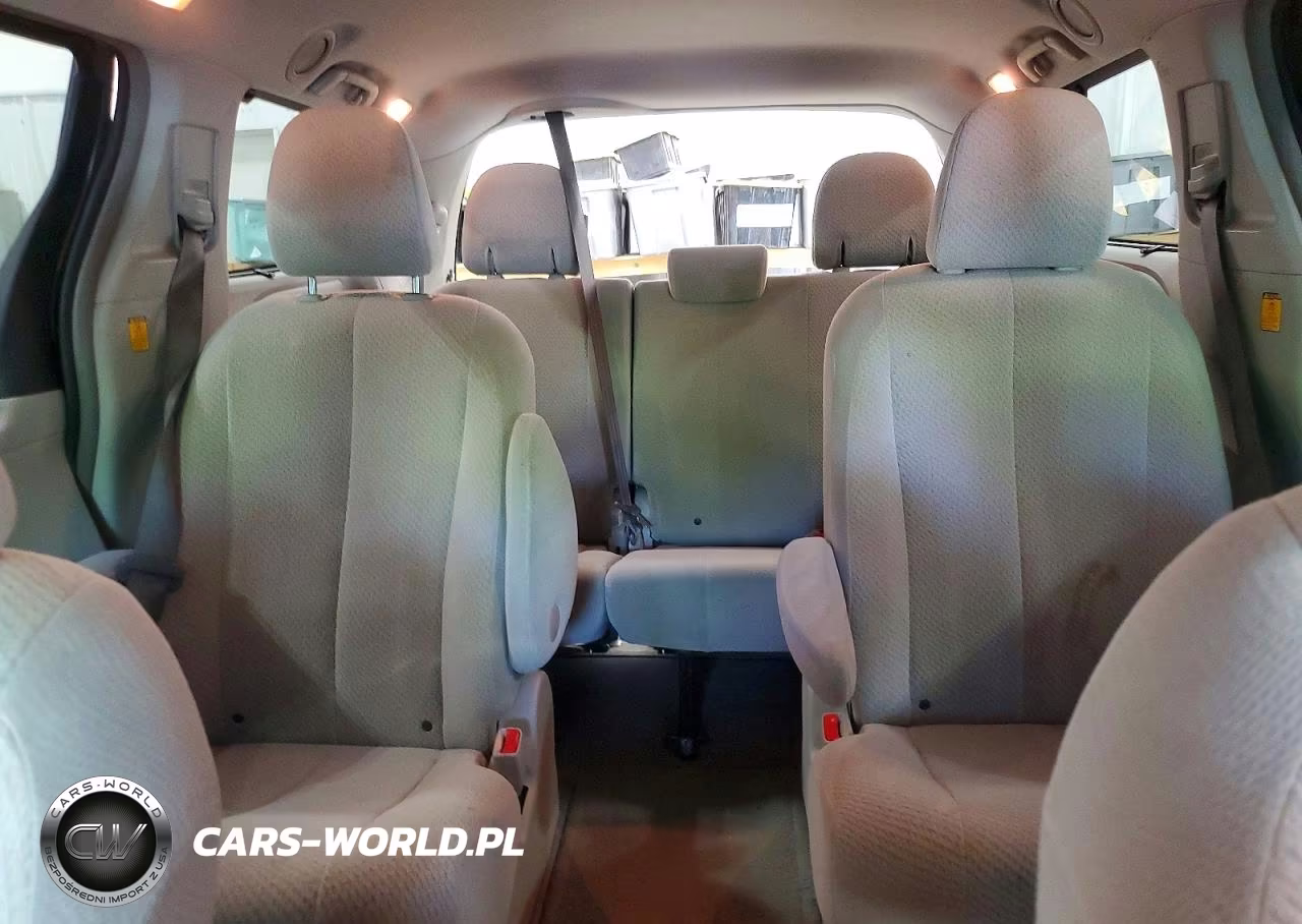 2012 Toyota Sienna Le VIN:5TDJK3DC3CS033208 - 10