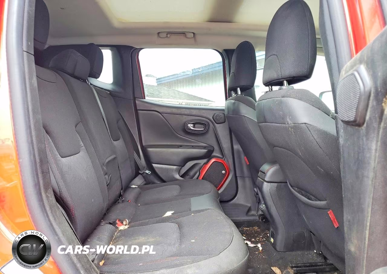 2018 Jeep Renegade Trailhawk VIN:ZACCJBCB9JPG72587 - 11