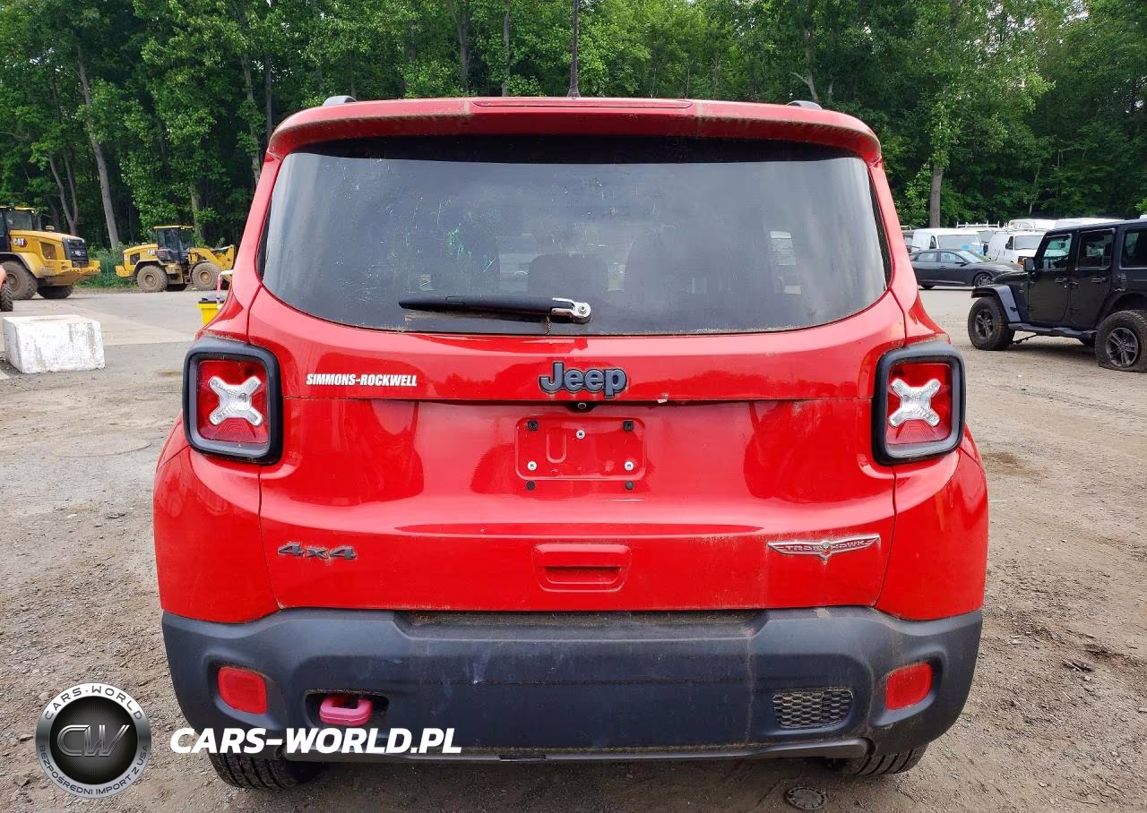 2018 Jeep Renegade Trailhawk VIN:ZACCJBCB9JPG72587 - 6