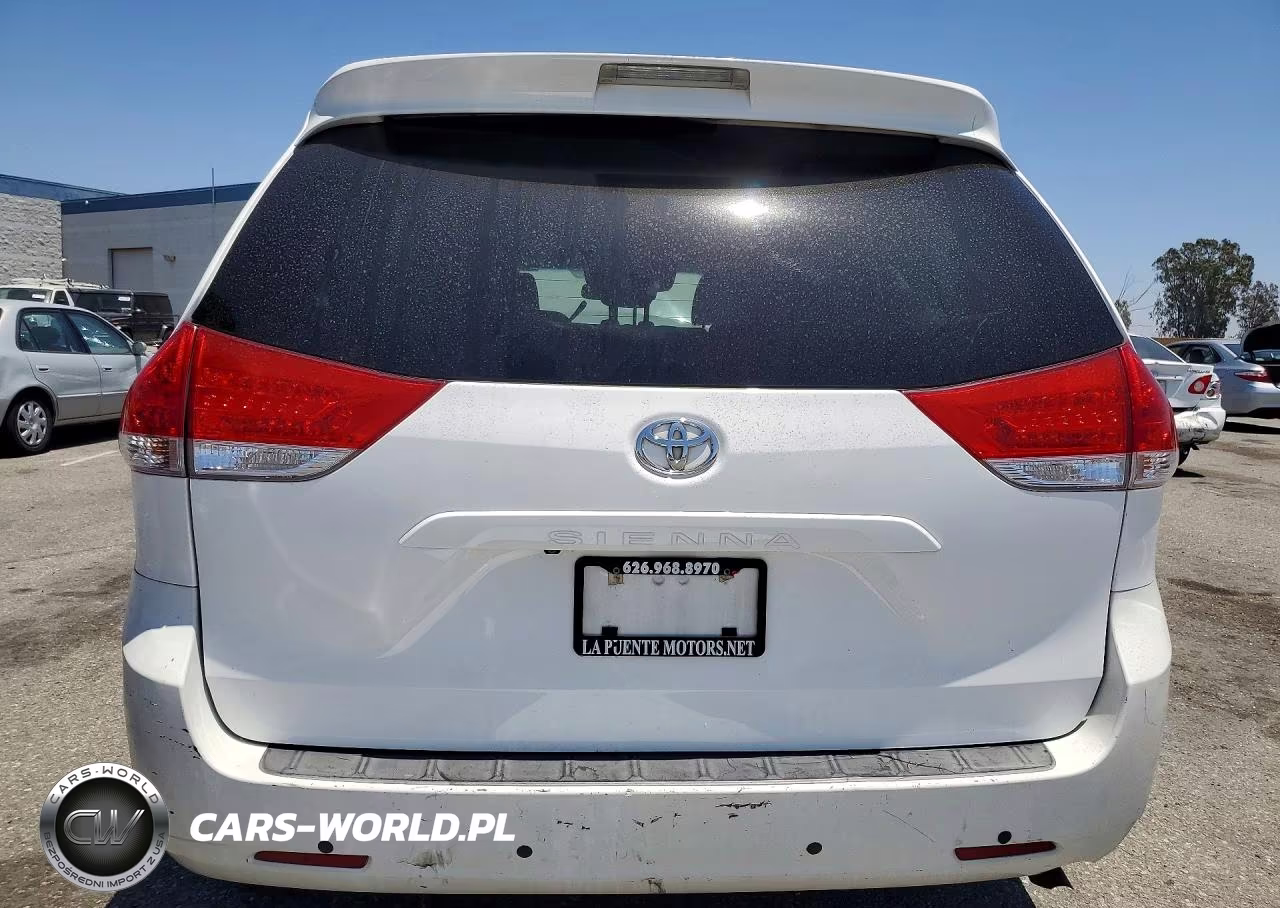 2013 Toyota Sienna Le VIN:5TDKK3DC0DS288176 - 6