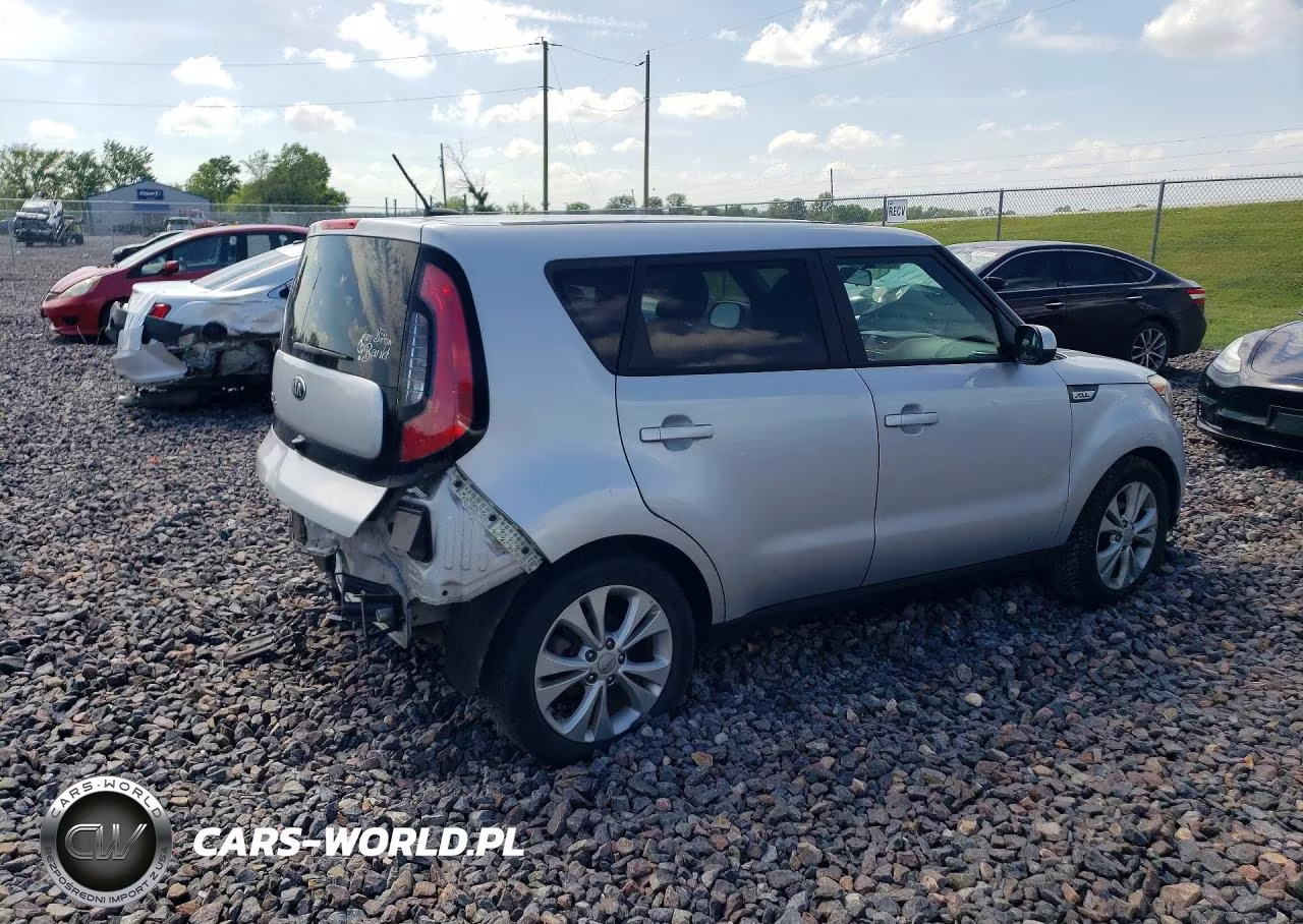 2015 Kia Soul + VIN:KNDJP3A51F7782269 - 3