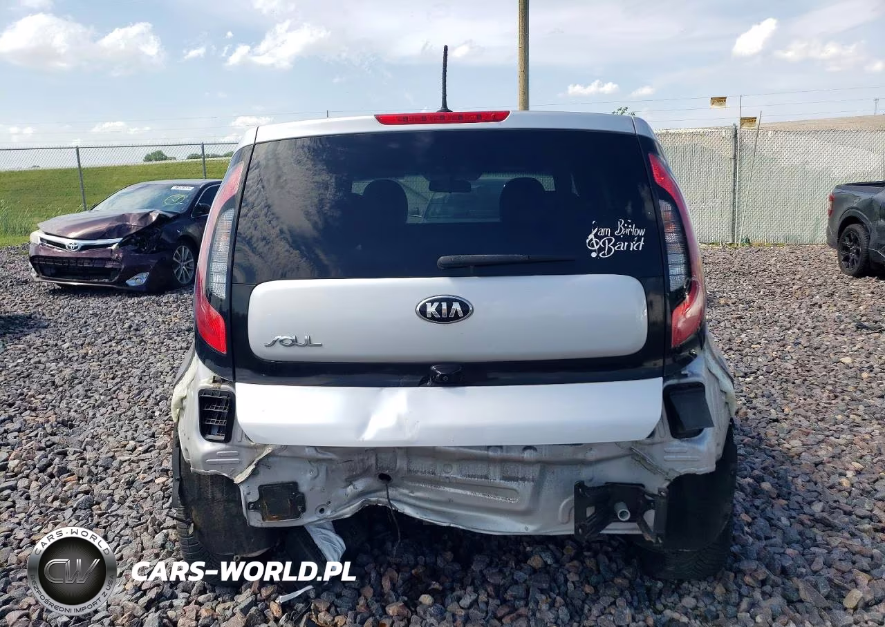 2015 Kia Soul + VIN:KNDJP3A51F7782269 - 6