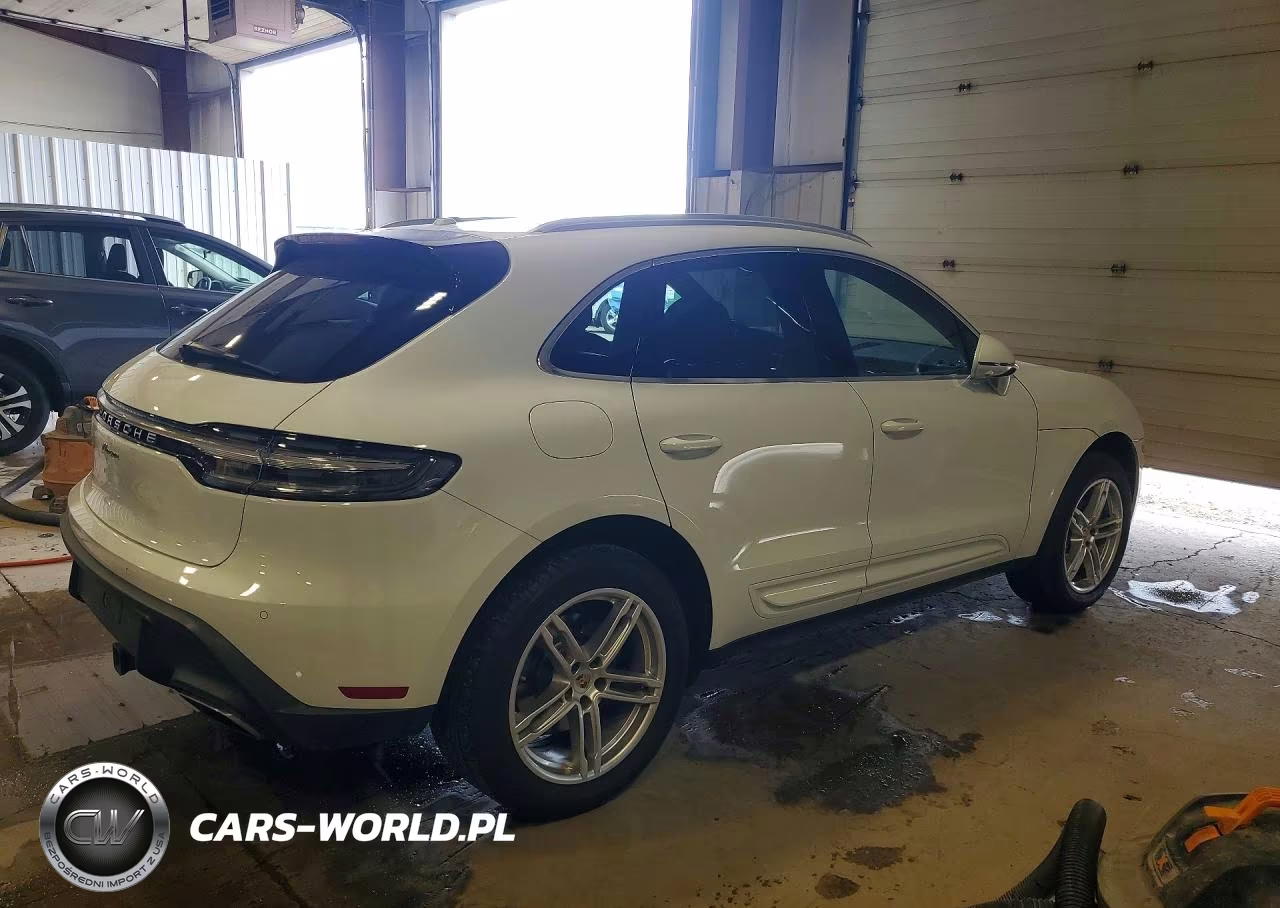 2023 Porsche Macan Base VIN:WP1AA2A51PLB20937 - 3