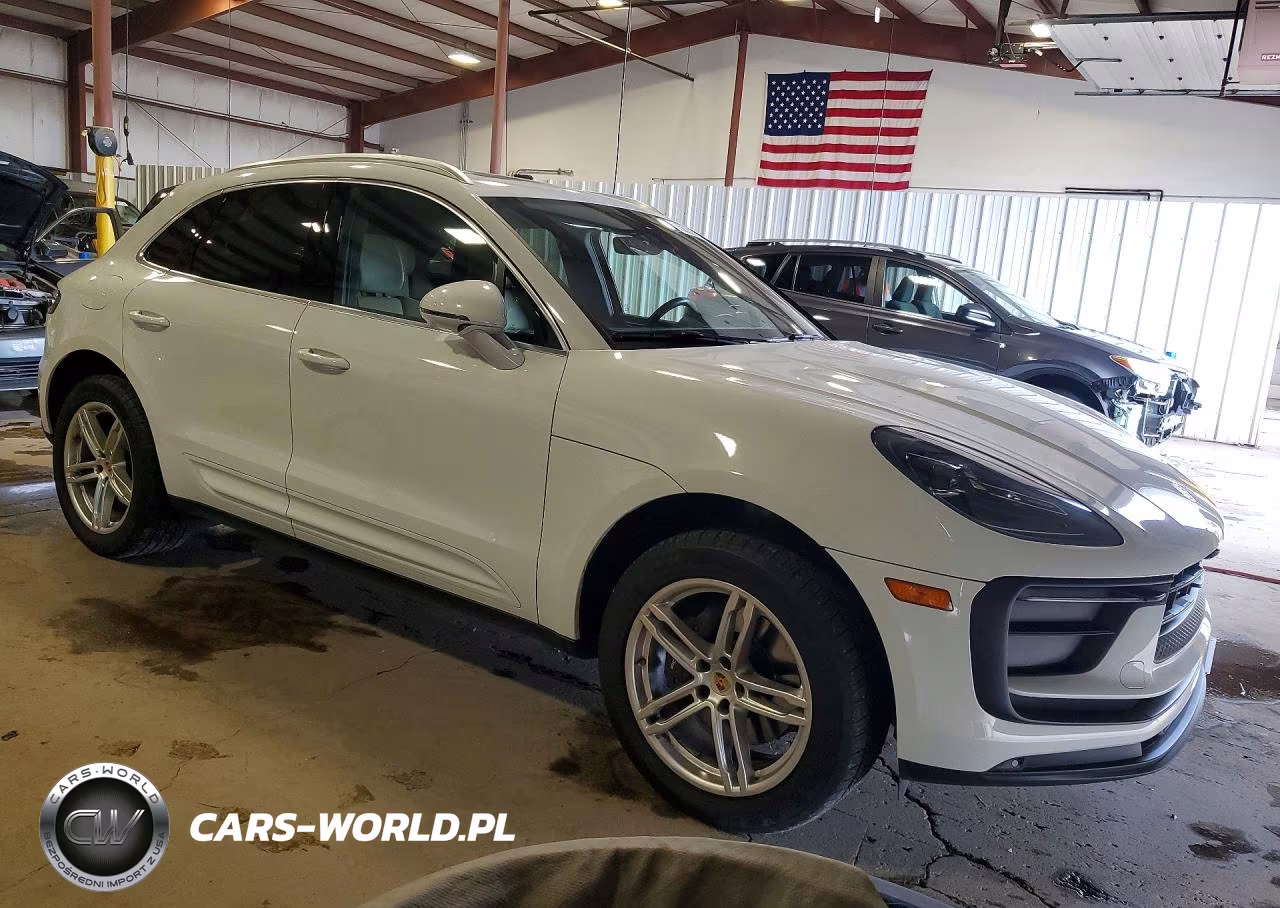 2023 Porsche Macan Base VIN:WP1AA2A51PLB20937 - 4