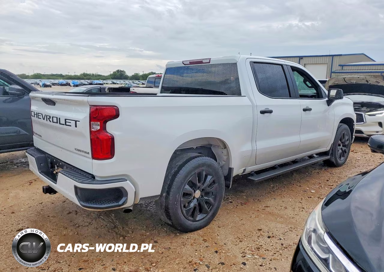 2022 Chevrolet Silverado Ltd C1500 Custom VIN:1GCPWBEK1NZ224514 - 3