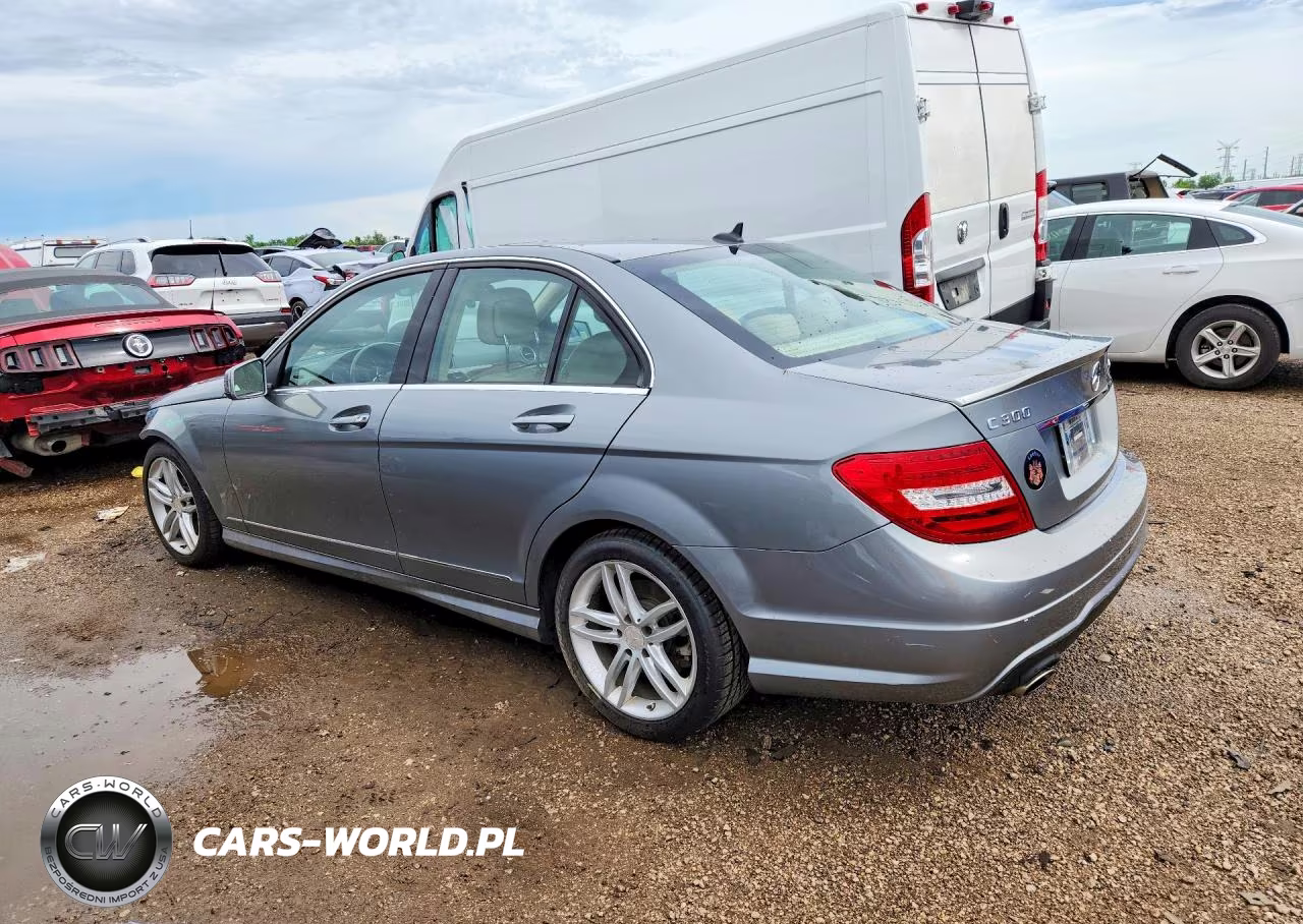 2013 Mercedes-Benz C 300 4Matic VIN:WDDGF8AB4DR298703 - 2