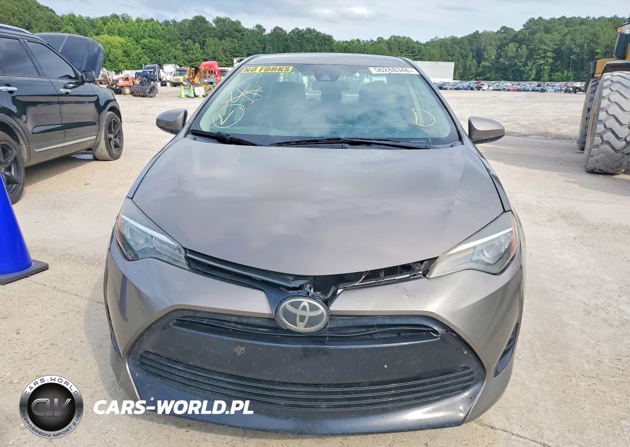 2019 Toyota Corolla Le VIN:2T1BURHE6KC146638 - 5
