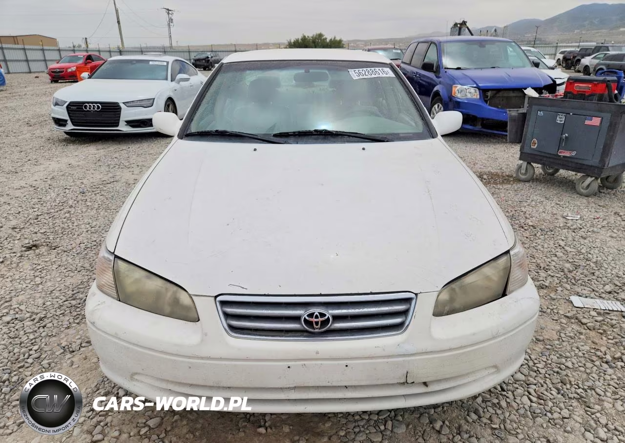 2000 Toyota Camry Le VIN:JT2BG22K5Y0447698 - 5