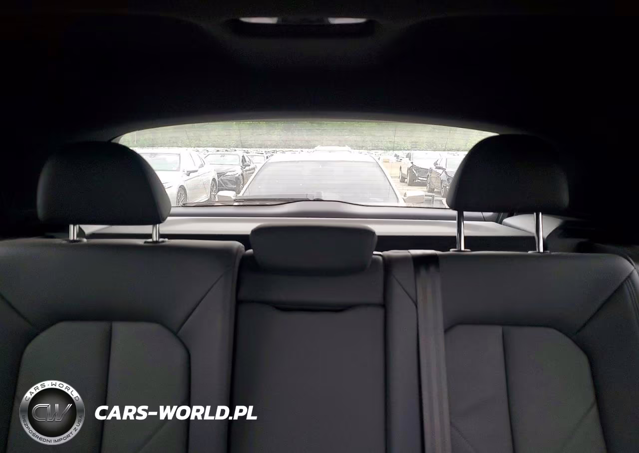 2022 Audi Q3 Premium S Line 45 VIN:WA1DECF31N1031016 - 10