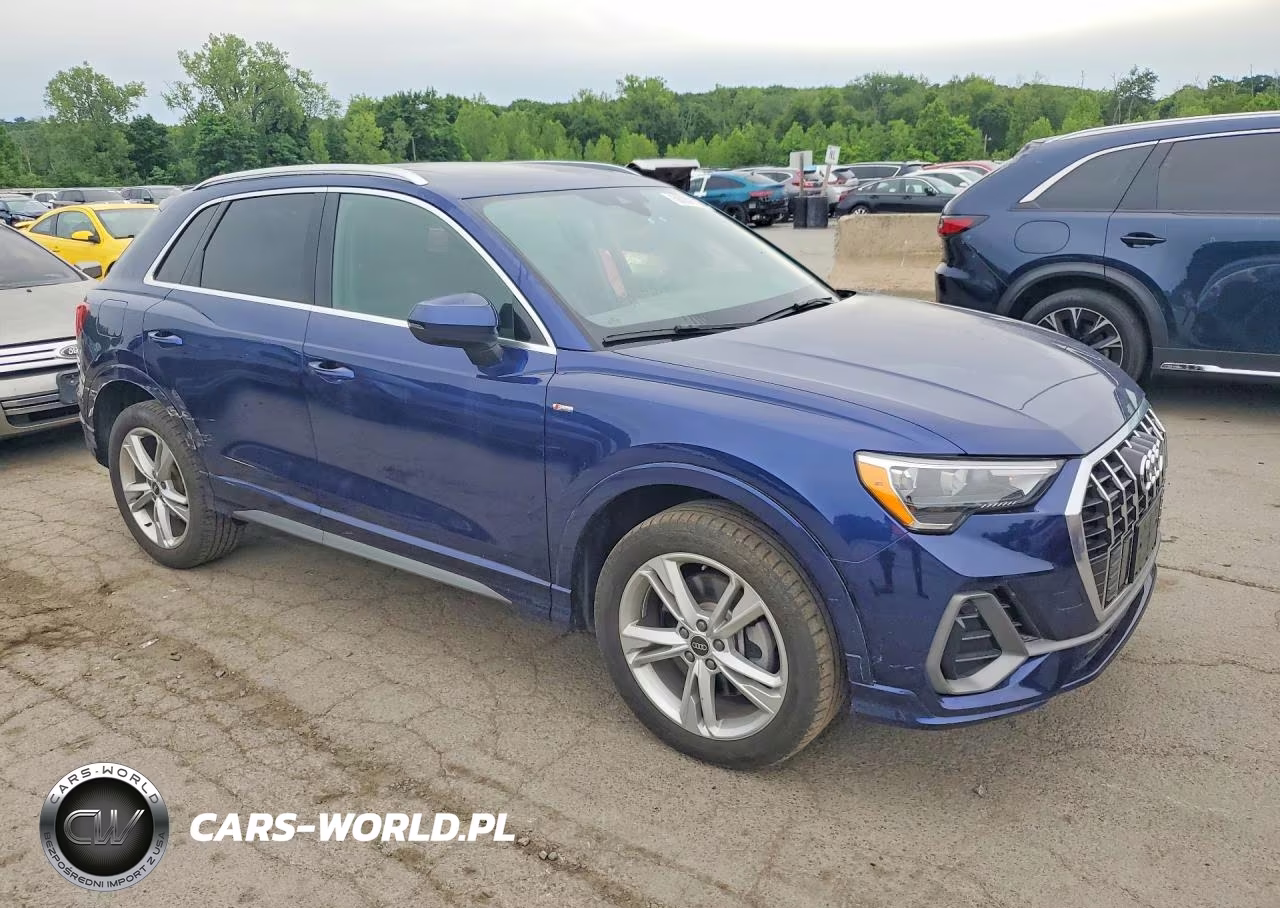 2022 Audi Q3 Premium S Line 45 VIN:WA1DECF31N1031016 - 4