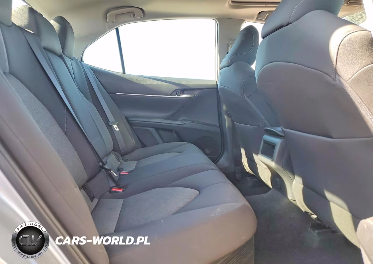 2022 Toyota Camry Le VIN:4T1H31AK8NU589746 - 10