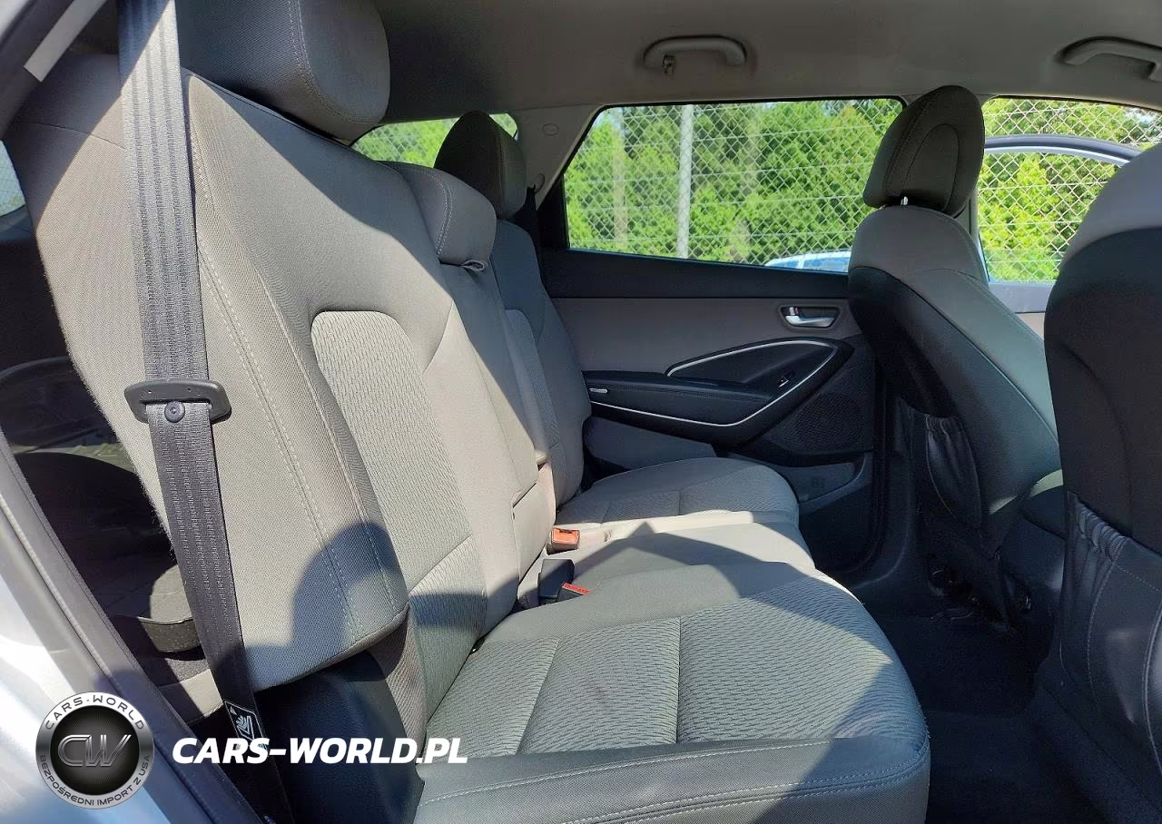 2018 Hyundai Santa Fe Se VIN:KM8SM4HF0JU277993 - 11