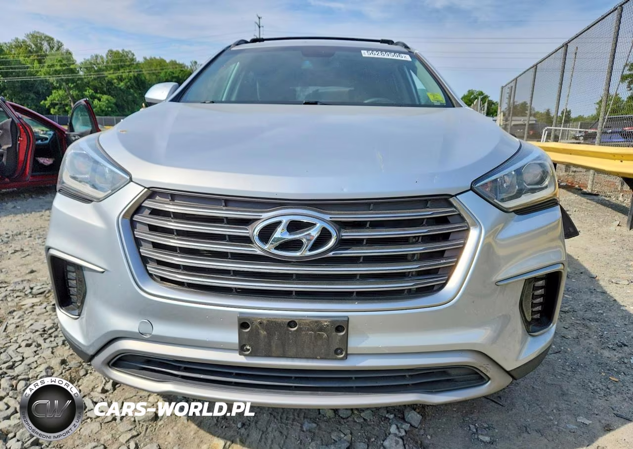 2018 Hyundai Santa Fe Se VIN:KM8SM4HF0JU277993 - 5