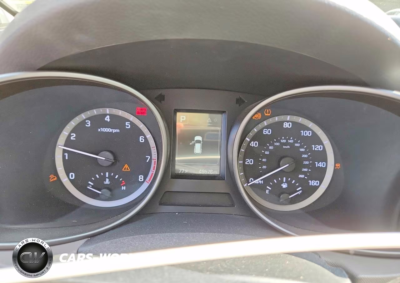 2018 Hyundai Santa Fe Se VIN:KM8SM4HF0JU277993 - 9