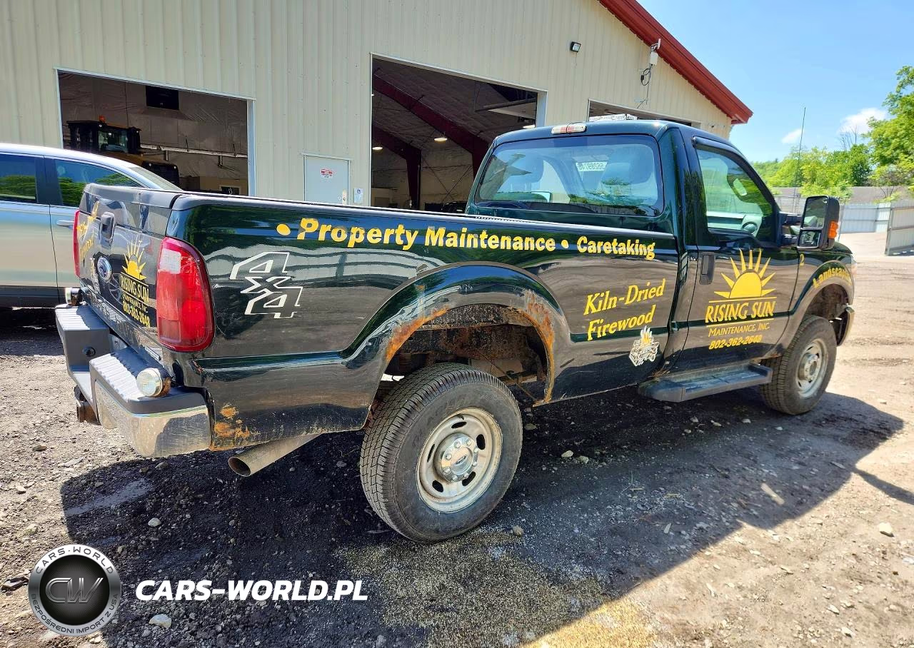 2014 Ford F250 Super Duty VIN:1FTBF2B60EEB04616 - 3