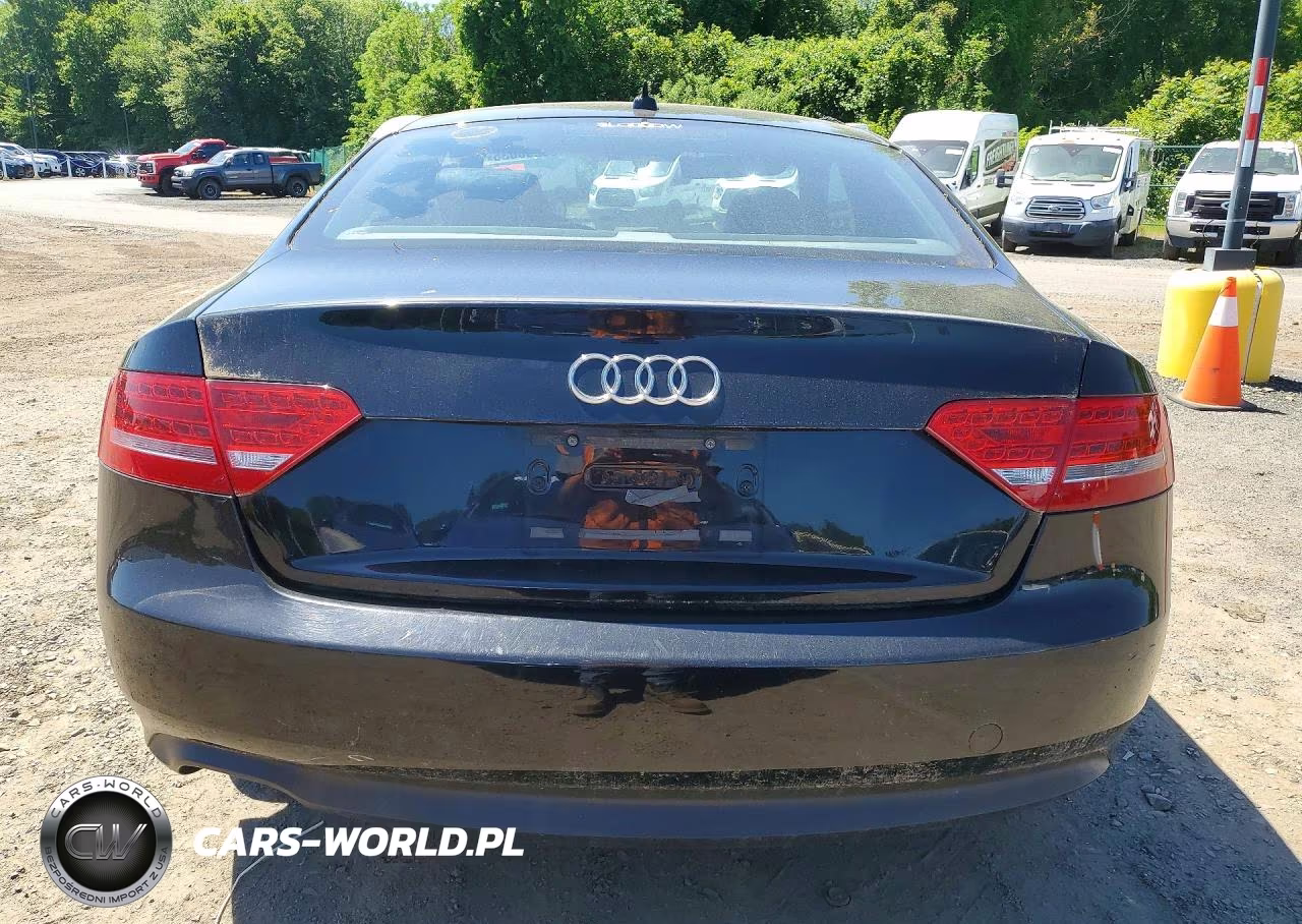 2011 Audi A5 Premium Plus VIN:WAURFAFR0BA071212 - 6