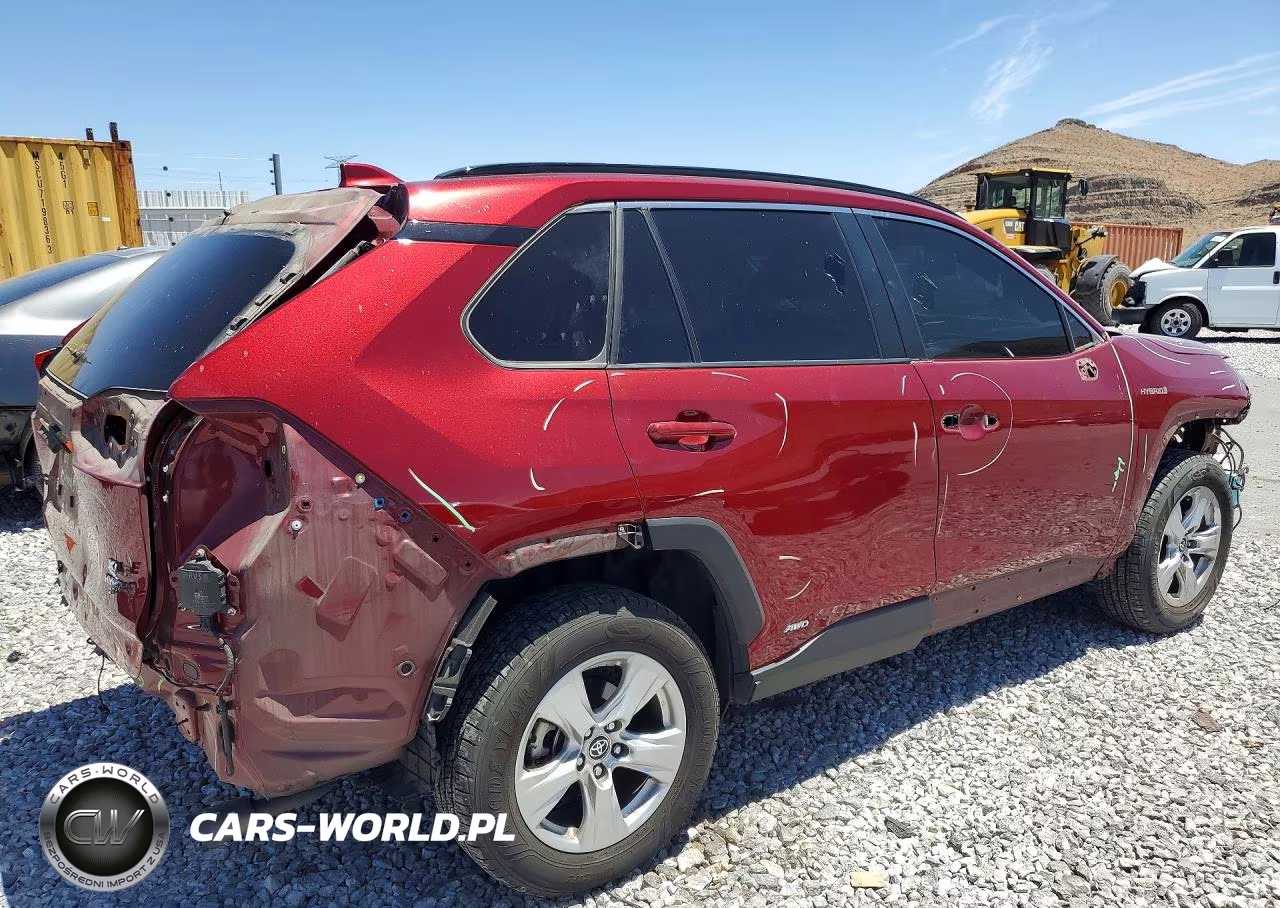 2021 Toyota Rav4 Xle VIN:JTMRWRFV1MD132891 - 3