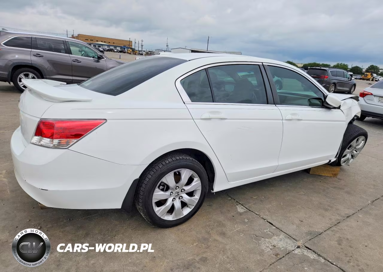 2010 Honda Accord Exl VIN:1HGCP2F83AA033086 - 3