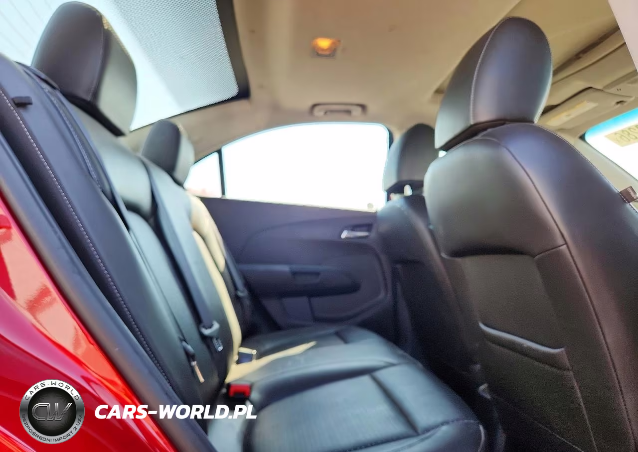 2015 Chevrolet Sonic Ltz VIN:1G1JE5SB0F4149570 - 10