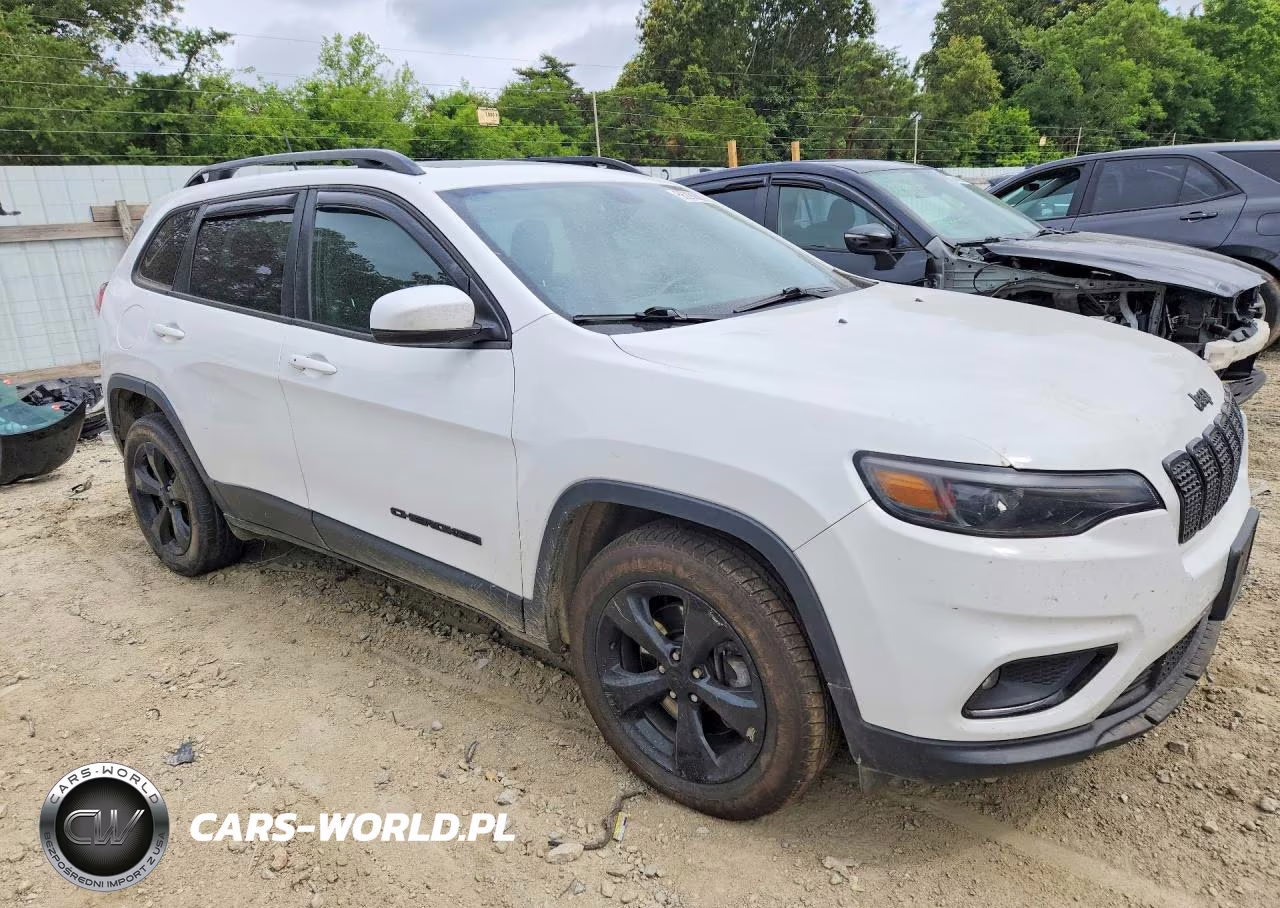 2019 Jeep Cherokee Latitude Plus VIN:1C4PJMLN9KD355108 - 4