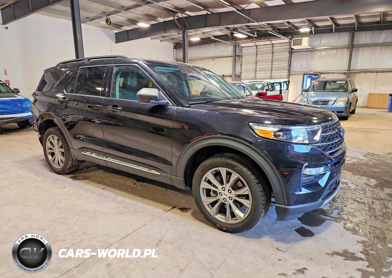 2022 Ford Explorer Xlt VIN:1FMSK8DH0NGB27603 - 4