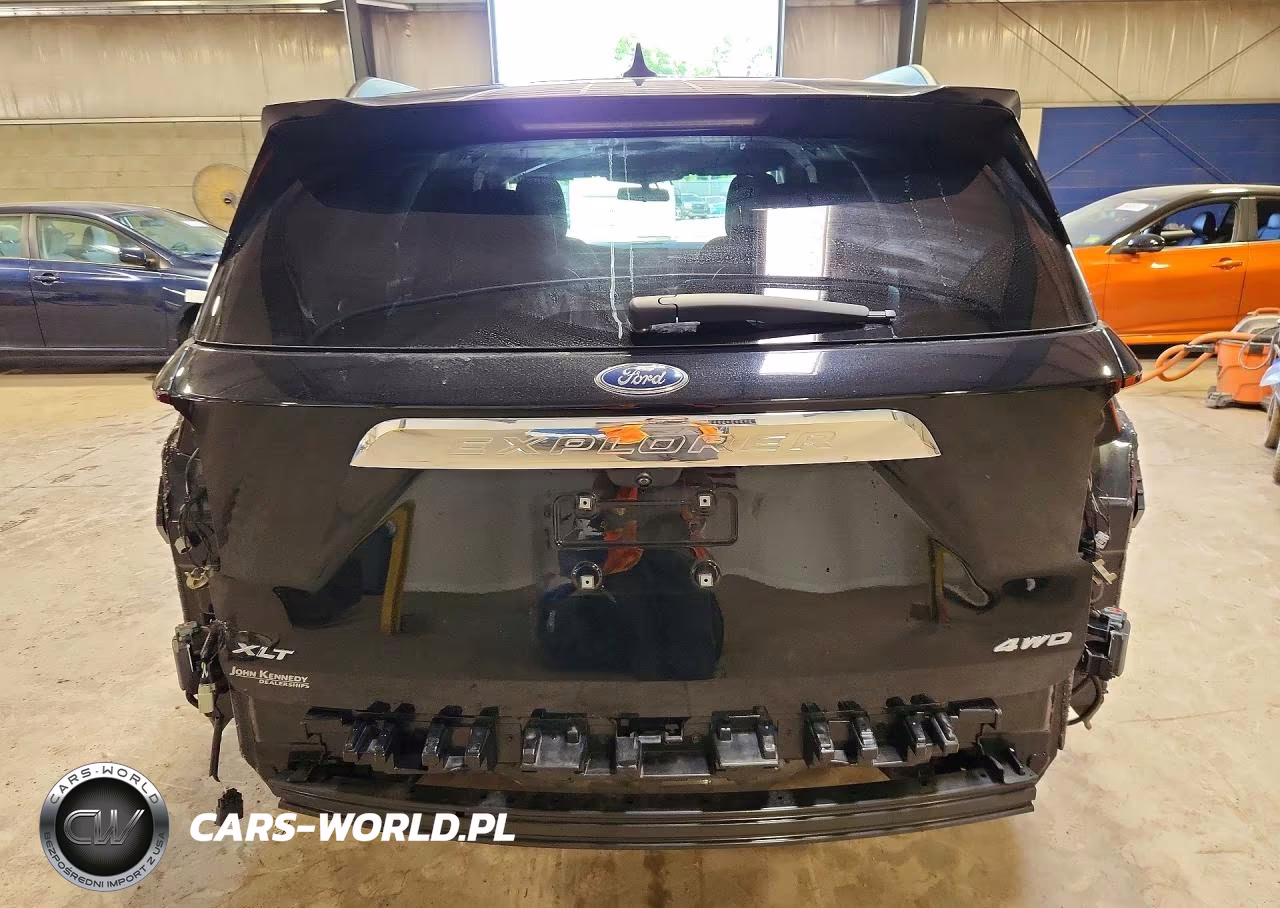 2022 Ford Explorer Xlt VIN:1FMSK8DH0NGB27603 - 6