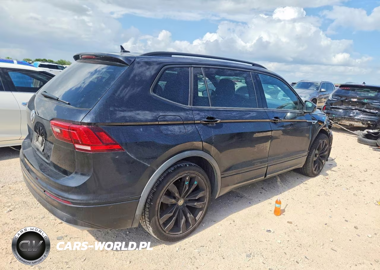 2021 Volkswagen Tiguan Se VIN:3VV3B7AX2MM100584 - 3