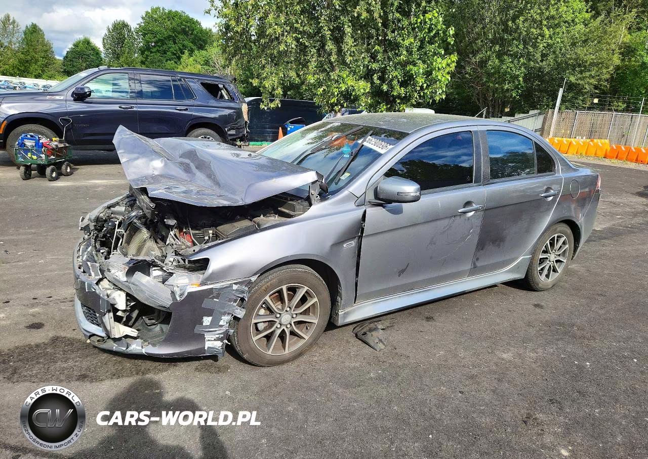 2017 Mitsubishi Lancer Es – zdjęcie 1 z 12