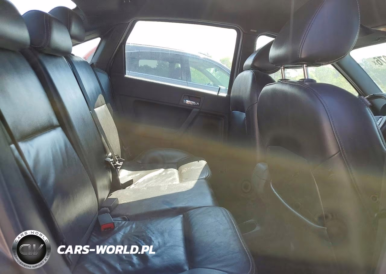 2010 Ford Focus Sel VIN:1FAHP3HNXAW107075 - 10
