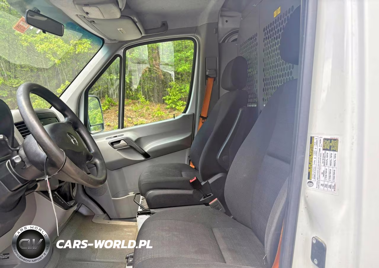 2017 Mercedes-Benz Sprinter 2500 VIN:WD3PE7CD6HP563297 - 5