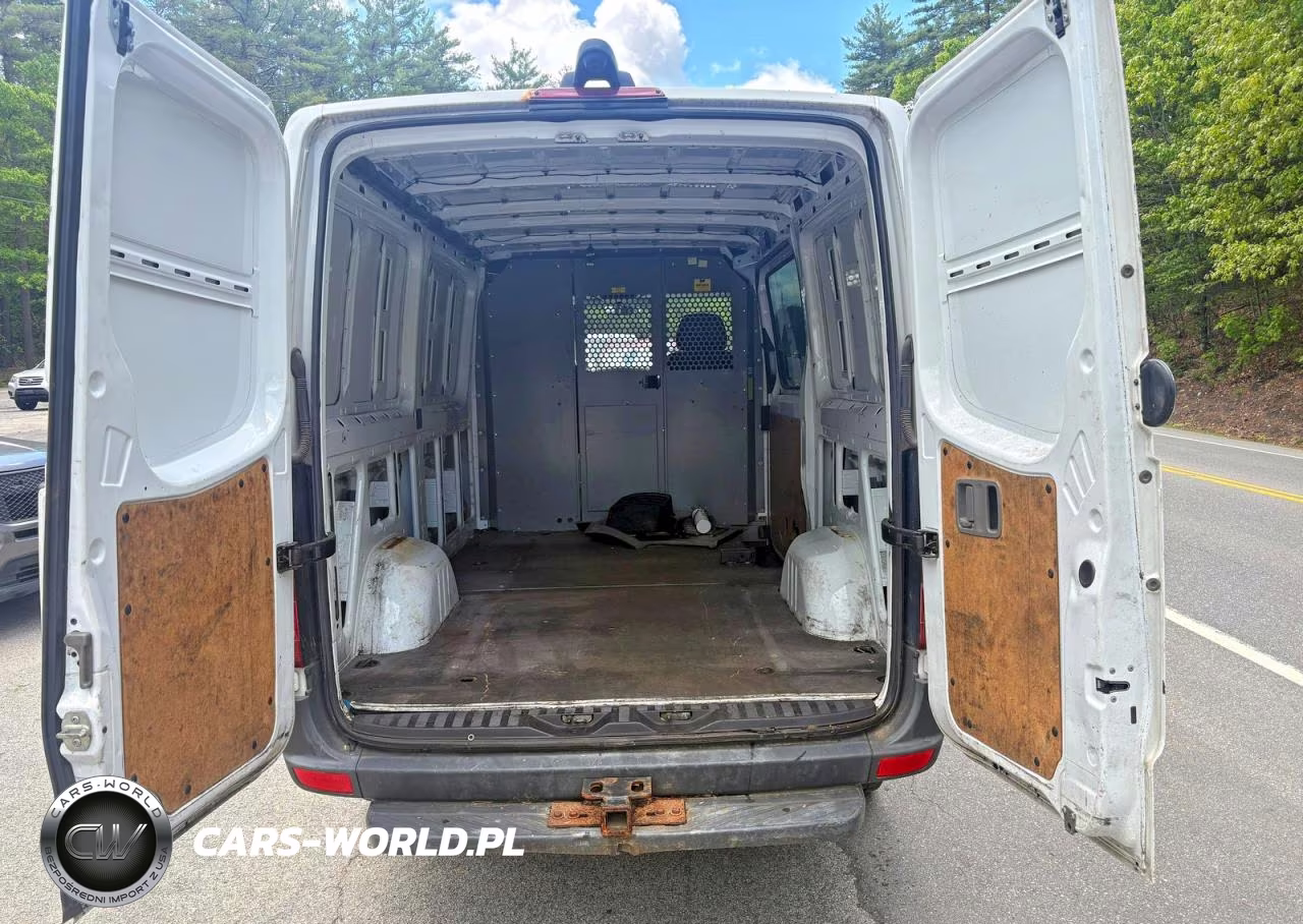 2017 Mercedes-Benz Sprinter 2500 VIN:WD3PE7CD6HP563297 - 6