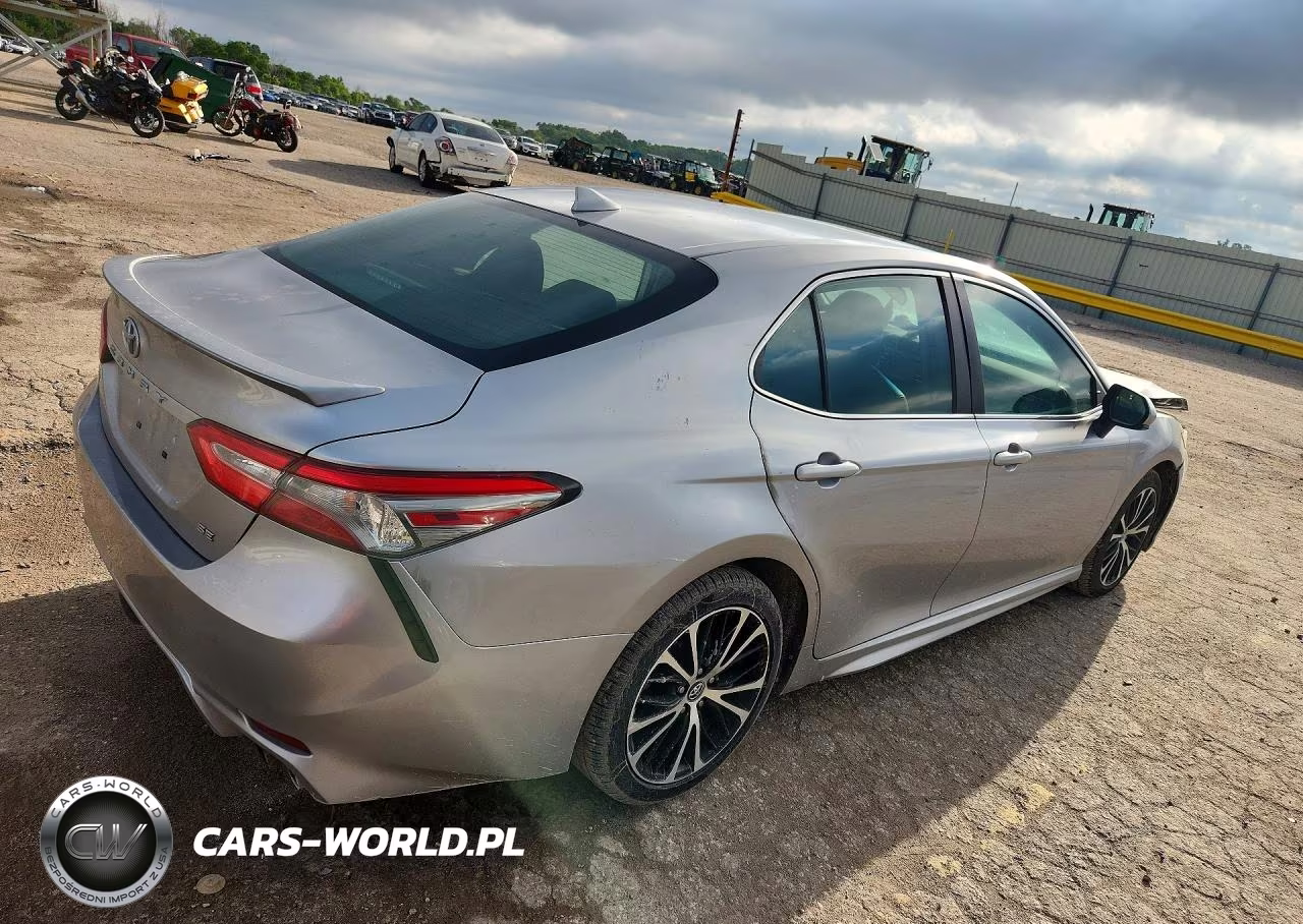 2019 Toyota Camry Se VIN:4T1B11HK9KU754605 - 3