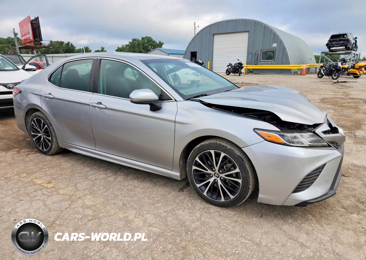 2019 Toyota Camry Se VIN:4T1B11HK9KU754605 - 4