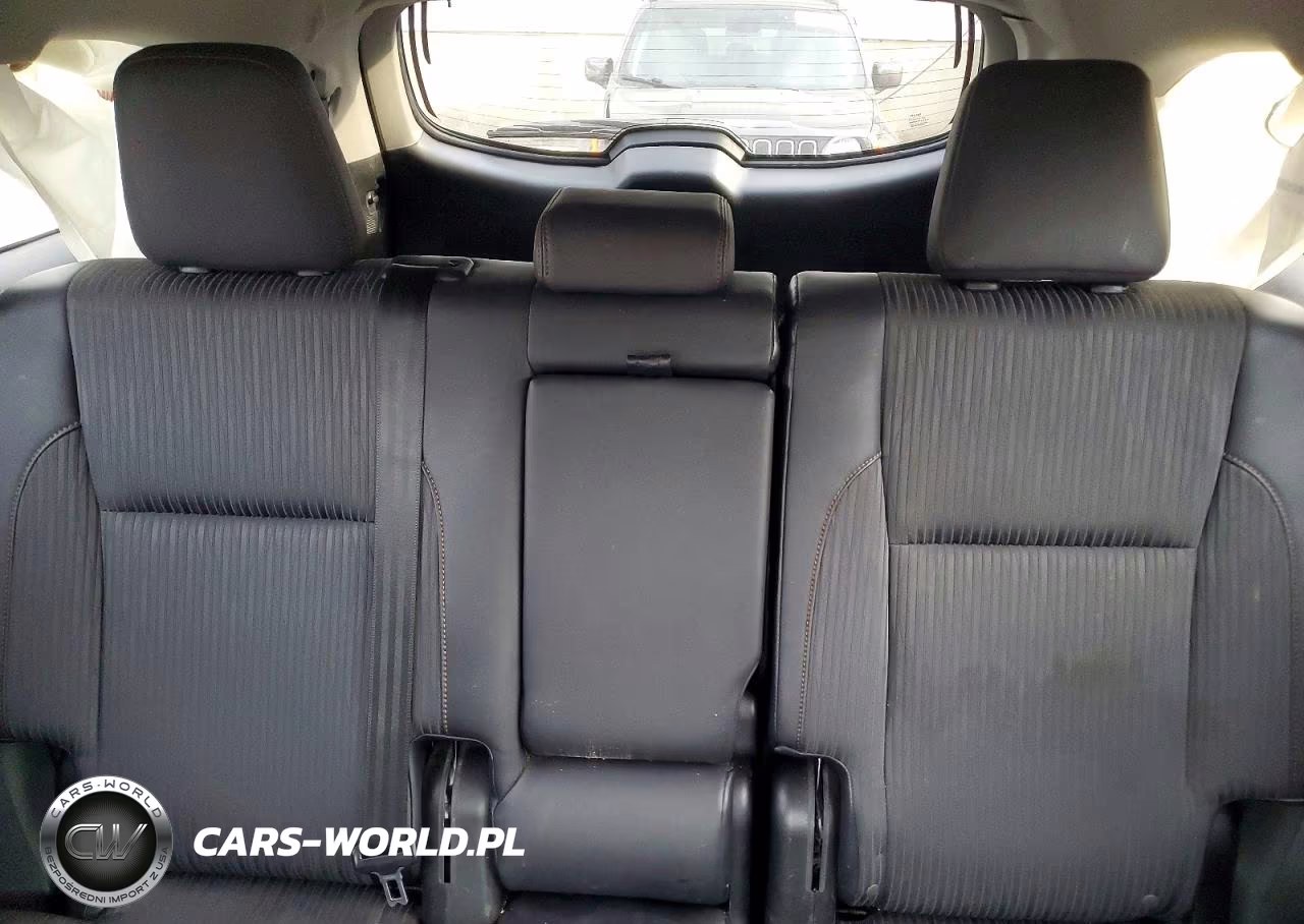 2015 Toyota Highlander Le Plus VIN:5TDBKRFH7FS076101 - 10