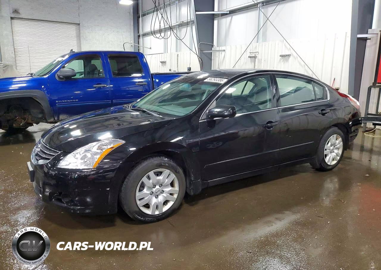 2010 Nissan Altima 2.5 – zdjęcie 1 z 13