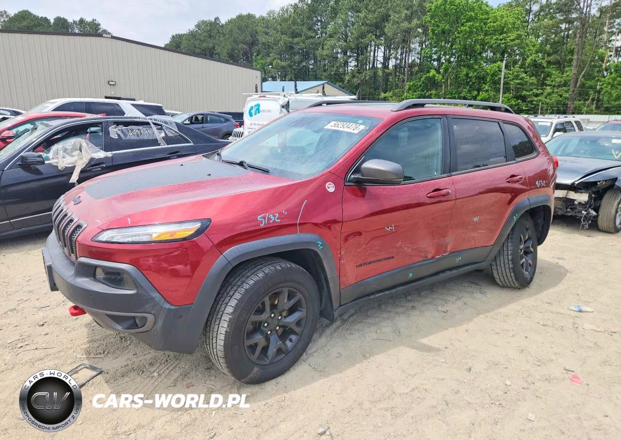 2015 Jeep Cherokee Trailhawk – zdjęcie 1 z 13