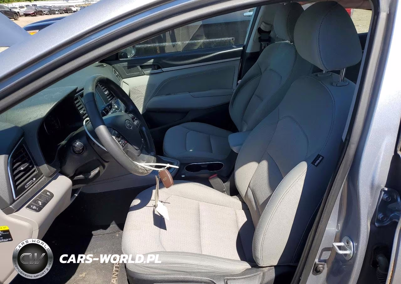 2017 Hyundai Elantra Se VIN:5NPD84LF8HH056686 - 7