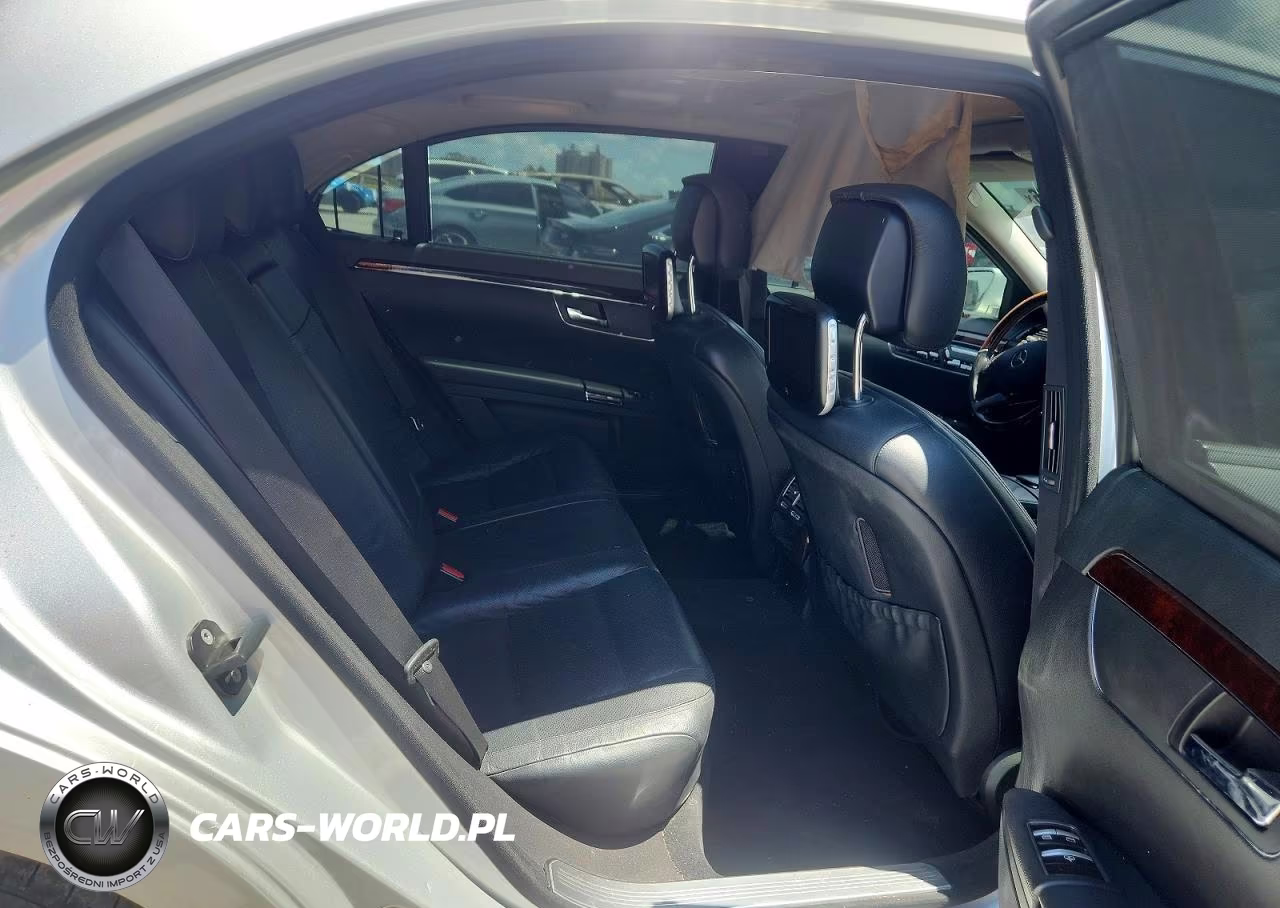 2012 Mercedes-Benz S 550 VIN:WDDNG7DB3CA432317 - 10
