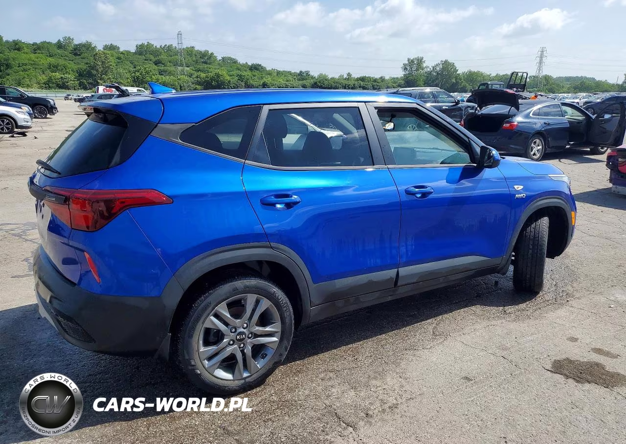 2021 Kia Seltos Lx VIN:KNDEPCAA4M7047992 - 3