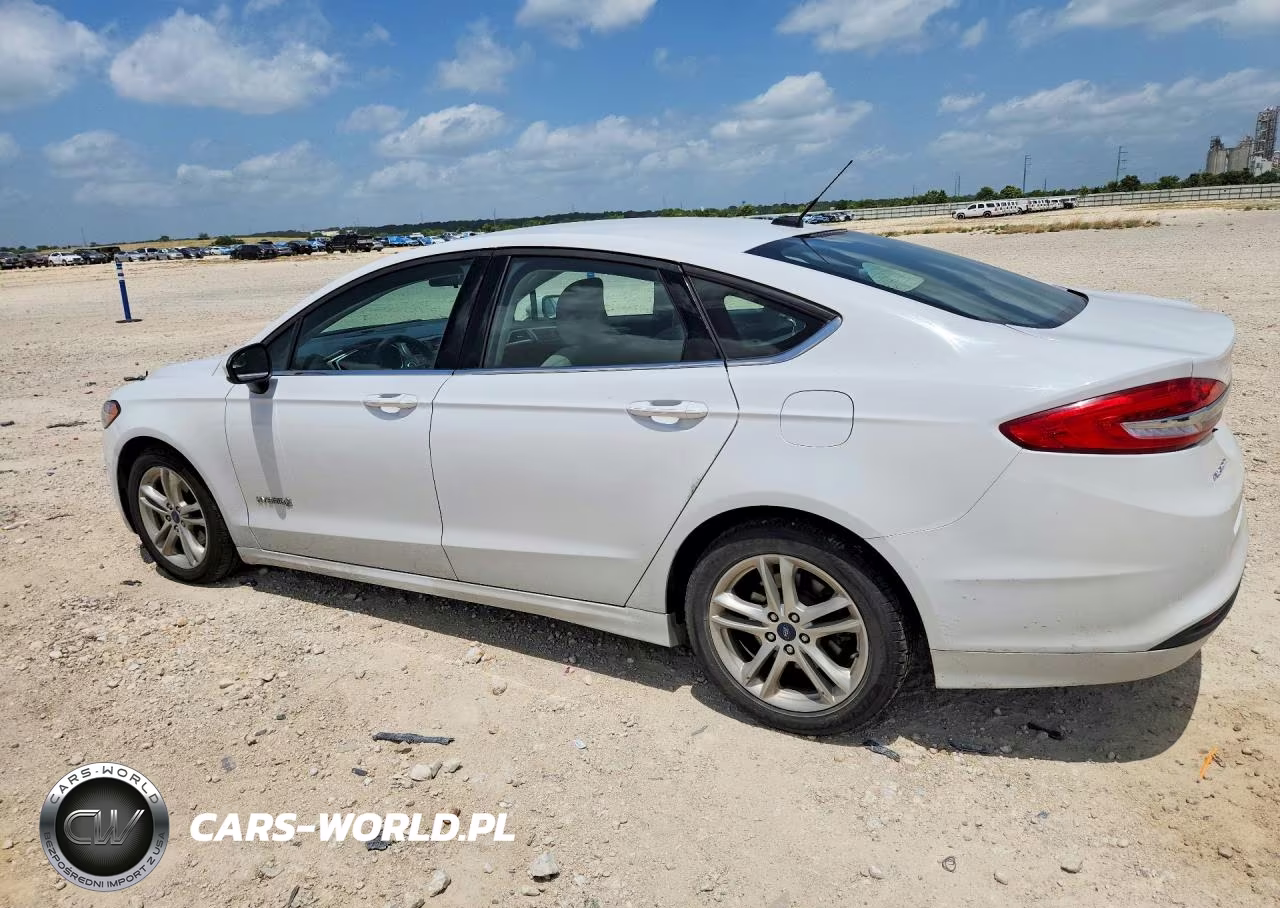 2018 Ford Fusion S Hybrid VIN:3FA6P0UU3JR204396 - 2