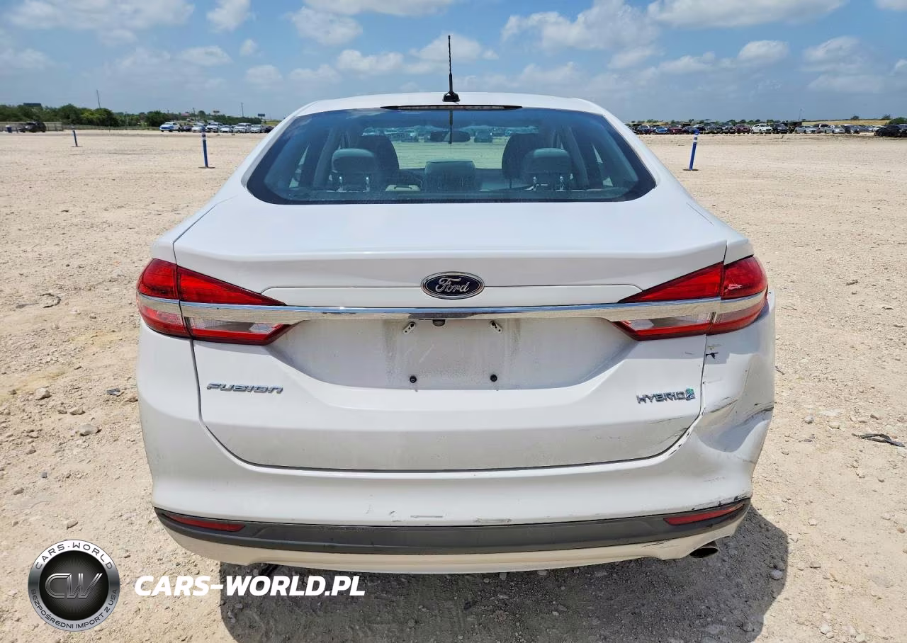 2018 Ford Fusion S Hybrid VIN:3FA6P0UU3JR204396 - 6