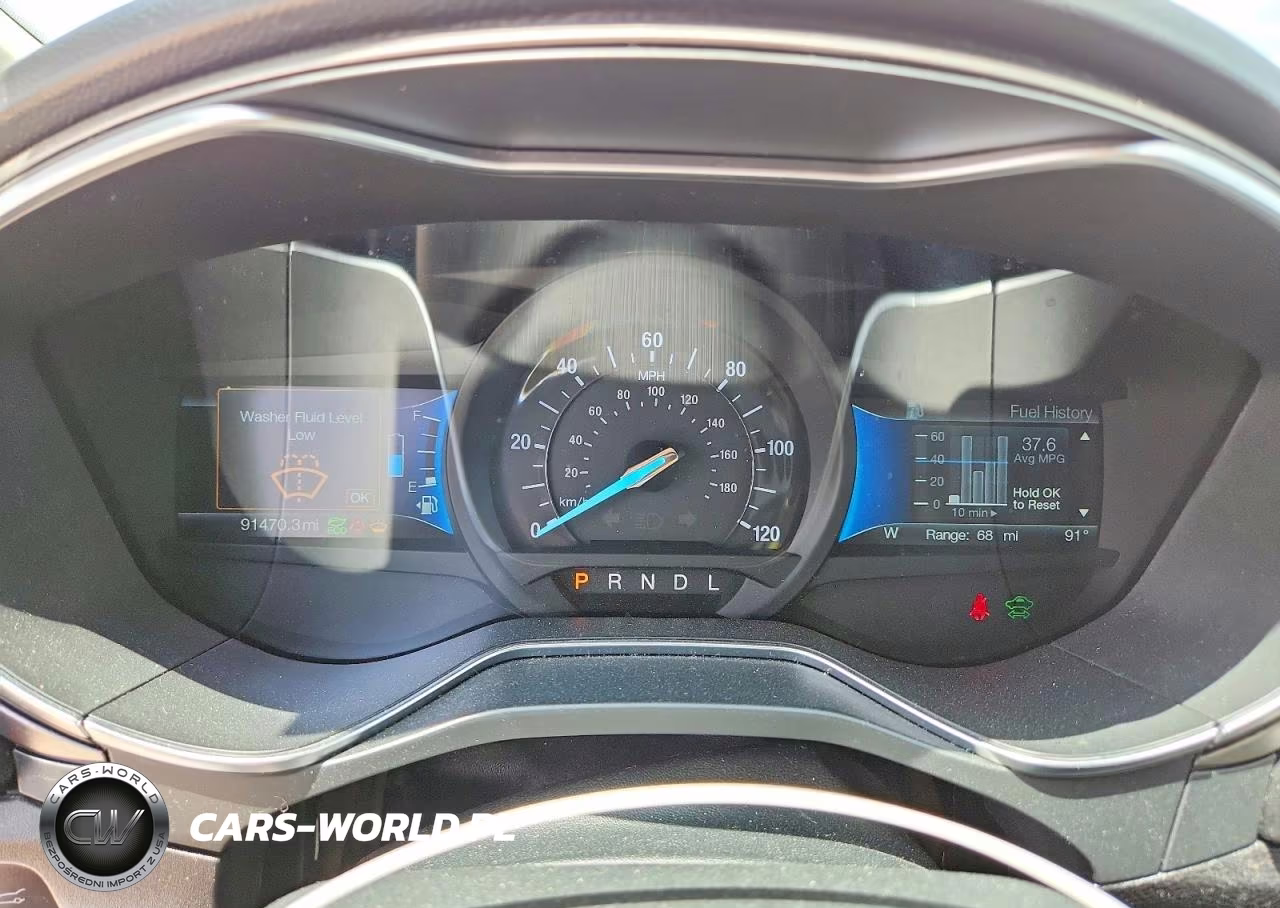 2018 Ford Fusion S Hybrid VIN:3FA6P0UU3JR204396 - 9