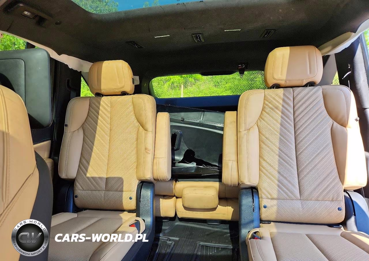 2025 Cadillac Escalade Iq Sport-2 VIN:1GYTEFKL1SU100607 - 10