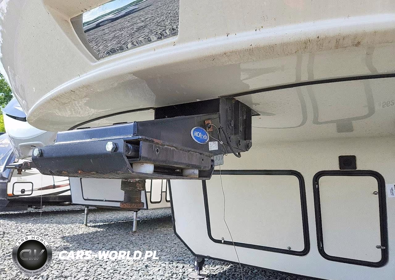 2015 Keystone Montana Camper VIN:4YDF3792XF4702596 - 7