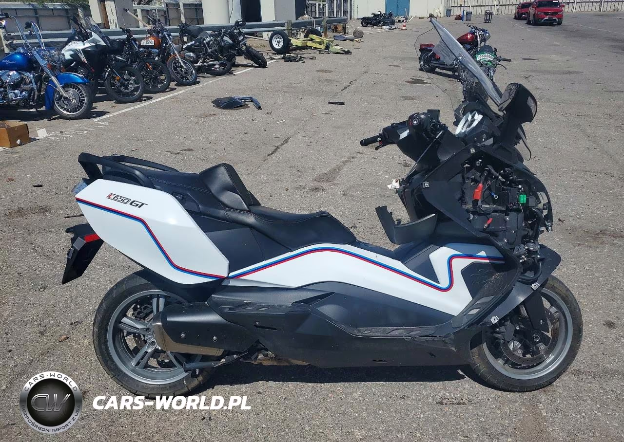 2013 BMW C650 Gt – zdjęcie 1 z 9