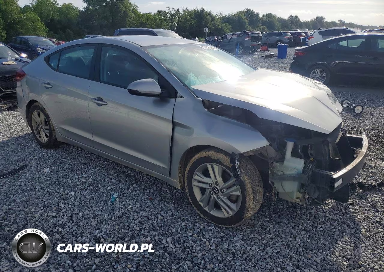 2020 Hyundai Elantra Sel VIN:5NPD84LF2LH547991 - 4
