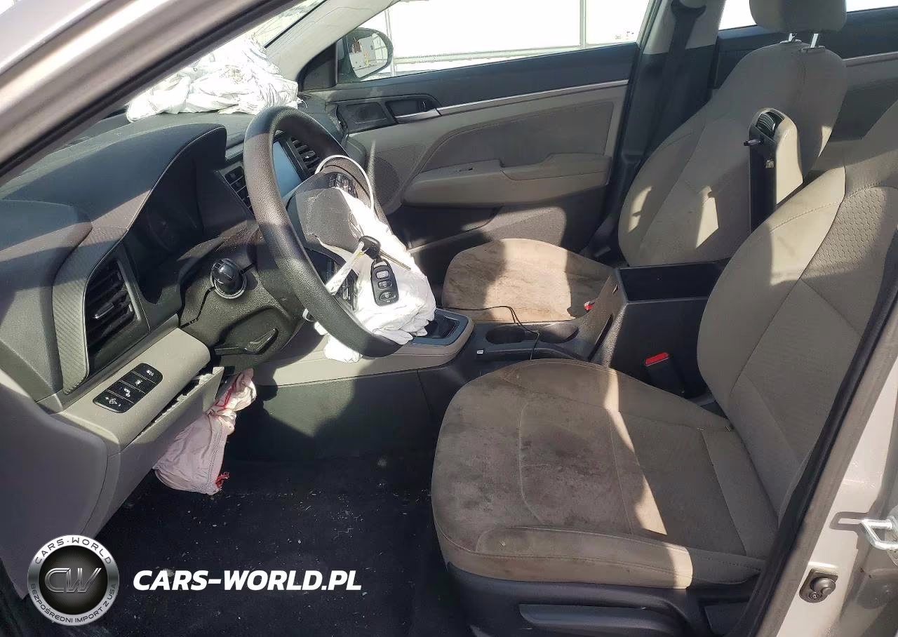 2020 Hyundai Elantra Sel VIN:5NPD84LF2LH547991 - 7